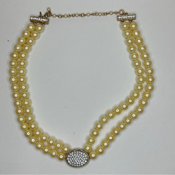 Avon Necklace Vintage 2 Strand Faux Pearl Gold Tone Rhinestone PC Initials - Picture 7 of 9
